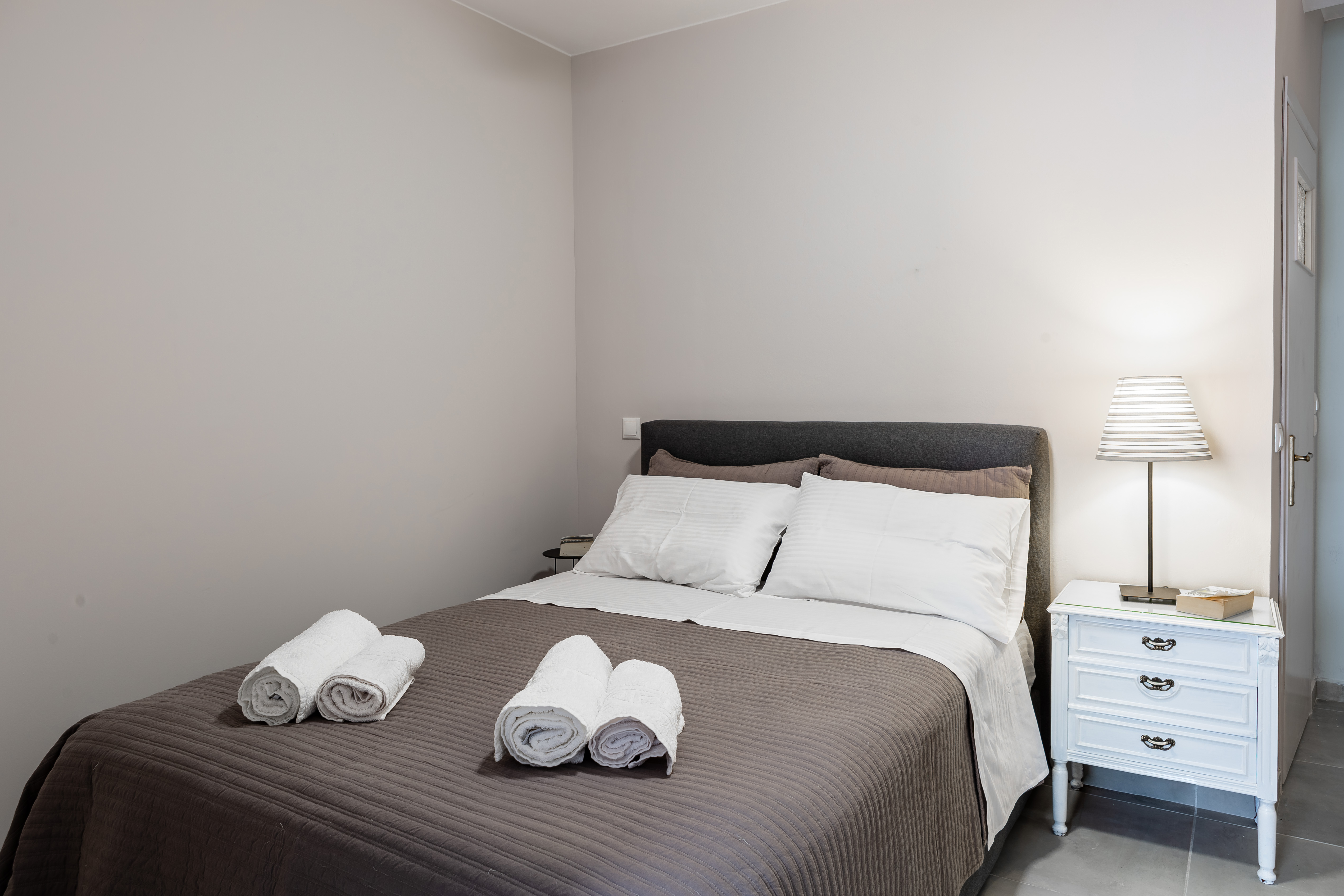 Main bedroom with ensuite bathroom